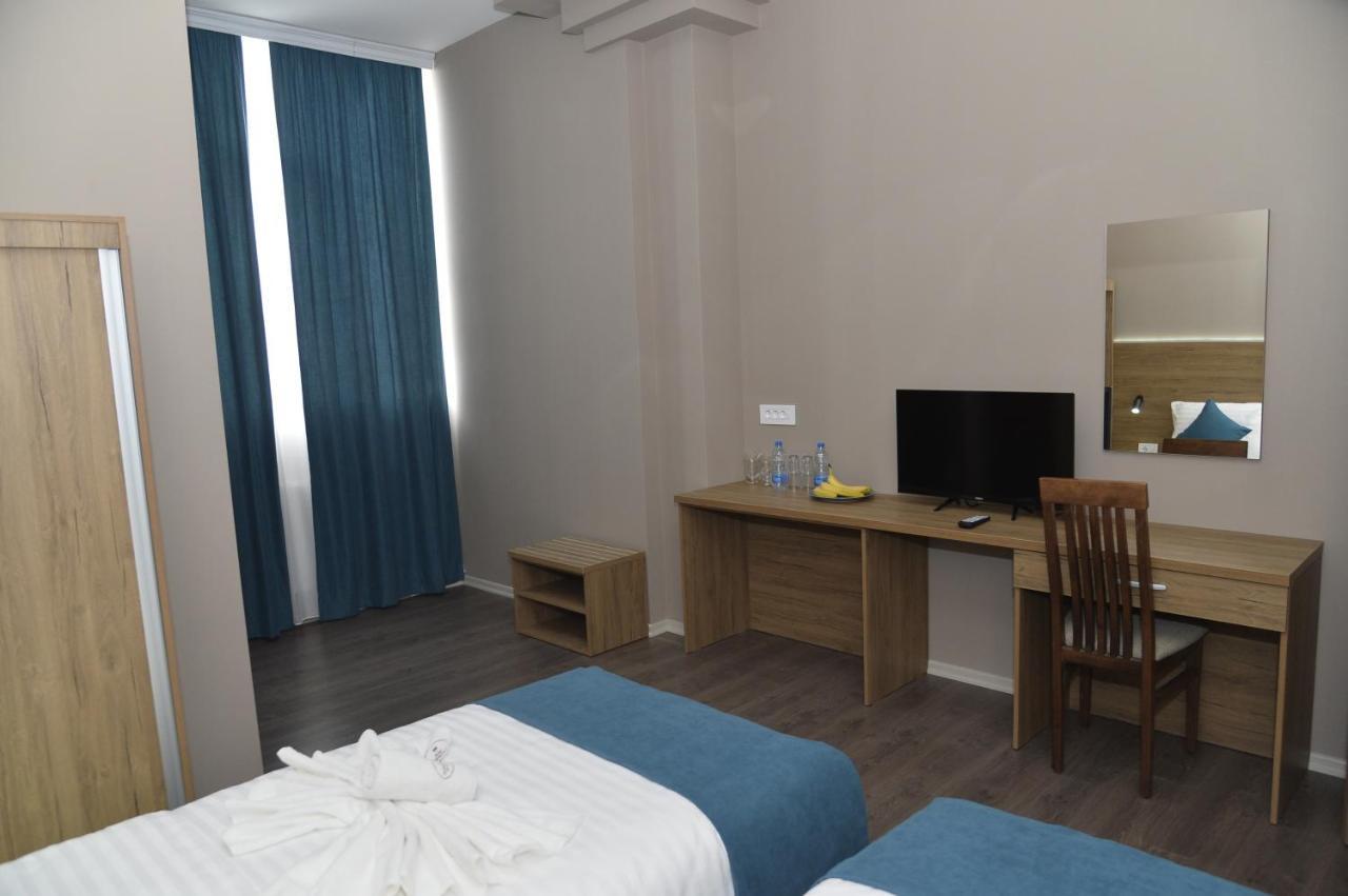 Harmony Hotel คูมาโนโว ภายนอก รูปภาพ