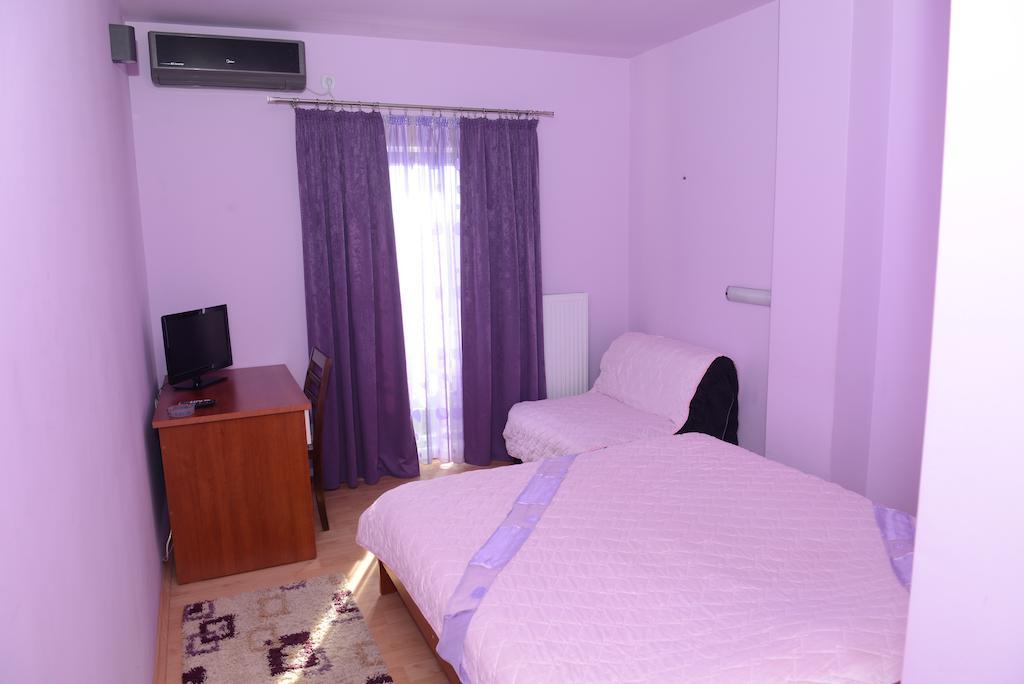 Harmony Hotel คูมาโนโว ภายนอก รูปภาพ