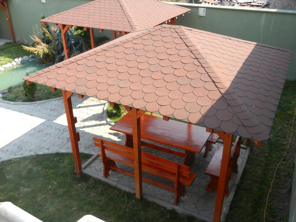 Harmony Hotel คูมาโนโว ภายนอก รูปภาพ